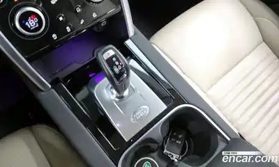 Land Rover Discovery Sport 2023 2.0 Автомат в Москве № 416199, миниатюра 9