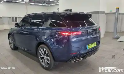 Land Rover Range-Rover Sport 2024 3.0 Автомат в Москве № 416496, миниатюра 2