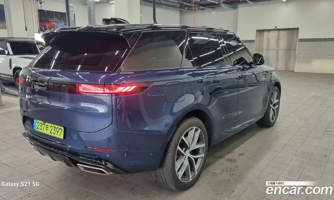 Land Rover Range-Rover Sport 2024 3.0 Автомат в Москве № 416496, фото 5