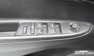 Chevrolet Spark 2016 1.0 Автомат в Москве № 41773, миниатюра 3