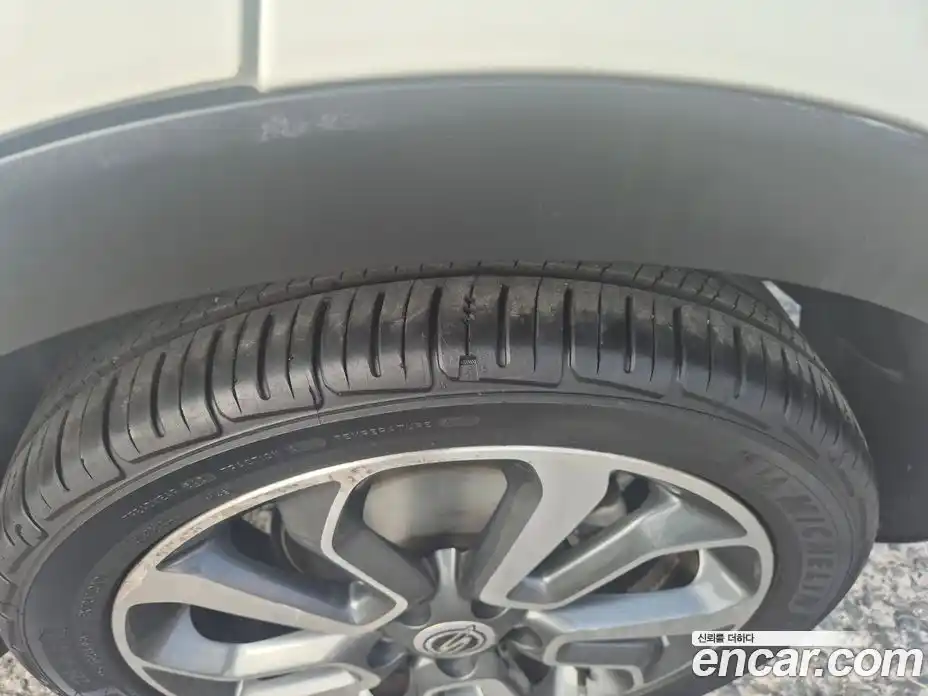 SsangYong TIBOLI 2016 1.6 Автомат в Москве № 421691, фото 6