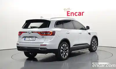 Renault QM6 2017 2.0 Автомат в Москве № 423562, миниатюра 2