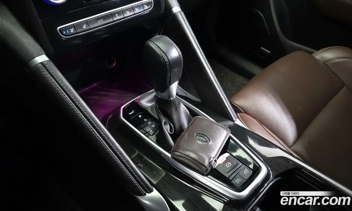 Renault QM6 2017 2.0 Автомат в Москве № 423562, фото 9