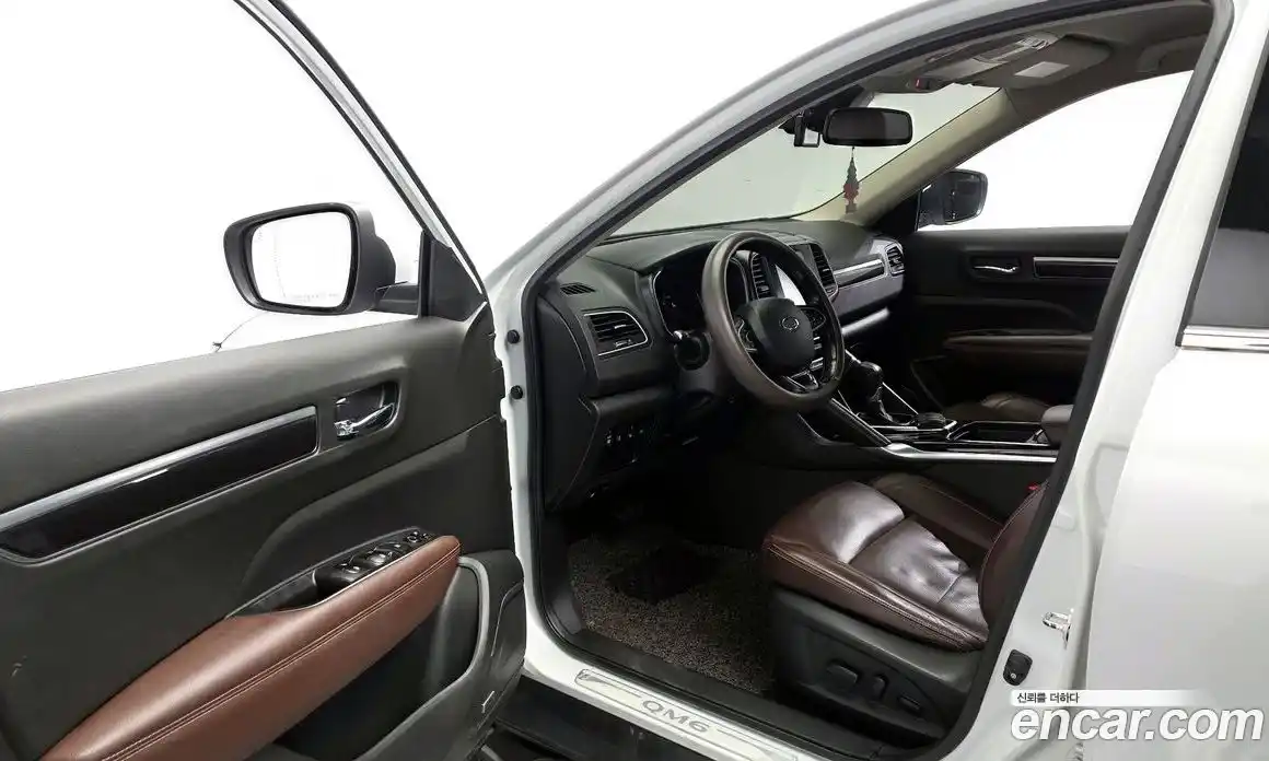 Renault QM6 2017 2.0 Автомат в Москве № 423562, фото 10