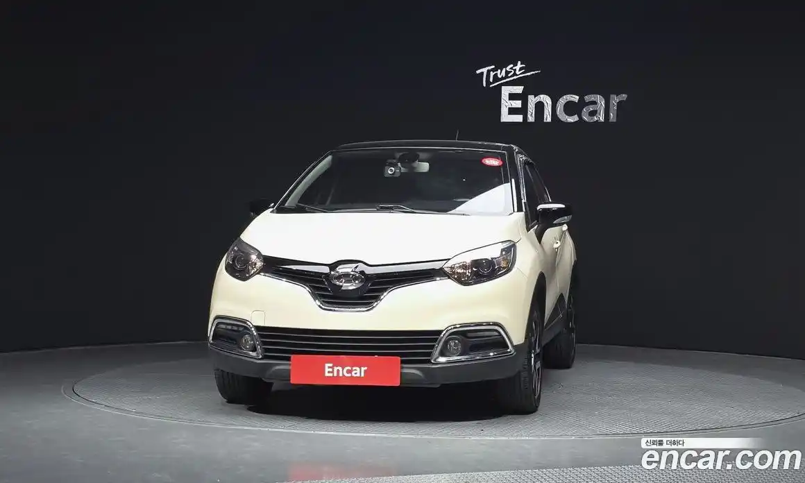 Renault QM3 2015 1.5 Автомат в Москве № 423756, фото 3