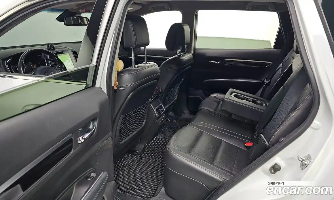 Renault QM6 2017 2.0 Автомат в Москве № 423962, фото 11