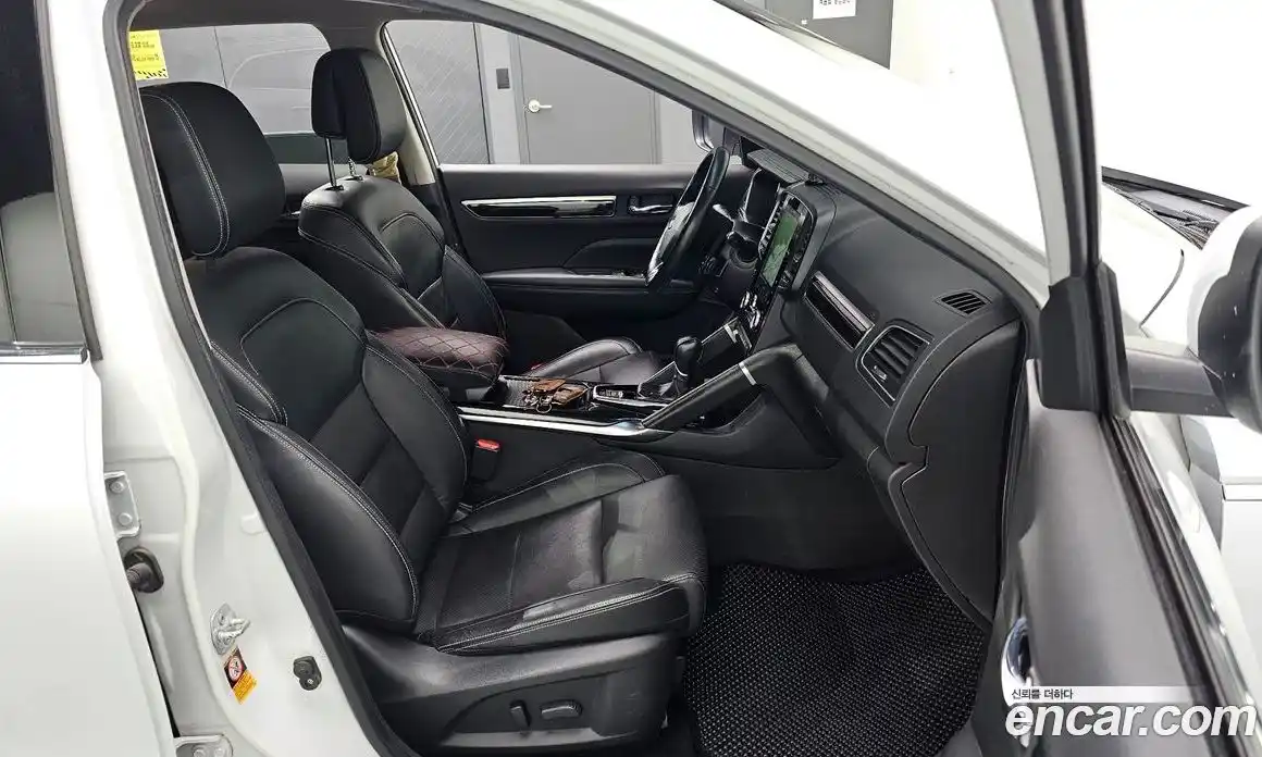 Renault QM6 2017 2.0 Автомат в Москве № 423962, фото 12