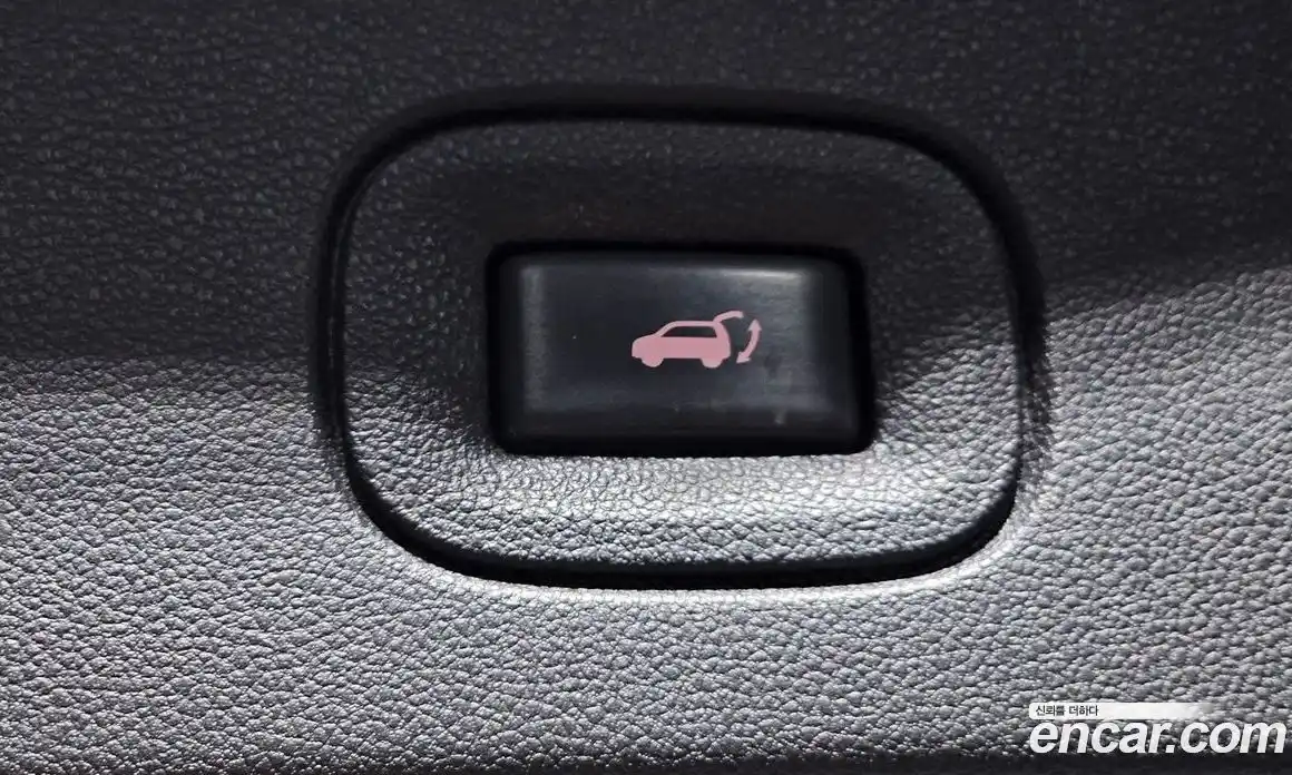 Renault QM6 2017 2.0 Автомат в Москве № 423962, фото 20