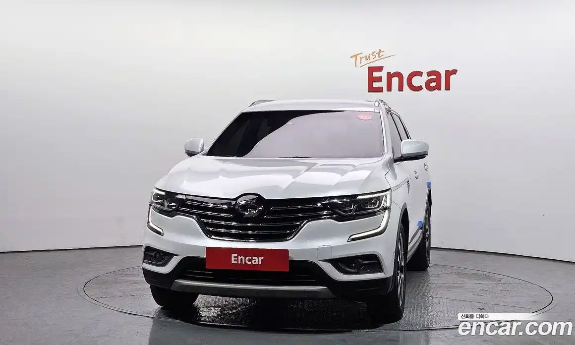 Renault QM6 2017 2.0 Автомат в Москве № 423962, фото 3