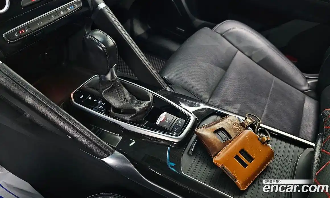 Renault QM6 2017 2.0 Автомат в Москве № 423962, фото 9