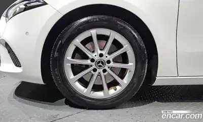 Mercedes-Benz A-Class 2020 2.0 Автомат в Москве № 427409, миниатюра 5