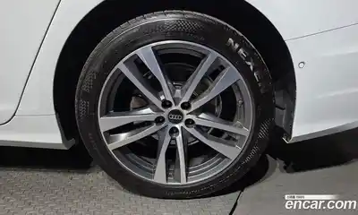 Audi A6 2023 2.0 Автомат в Москве № 428894, миниатюра 5