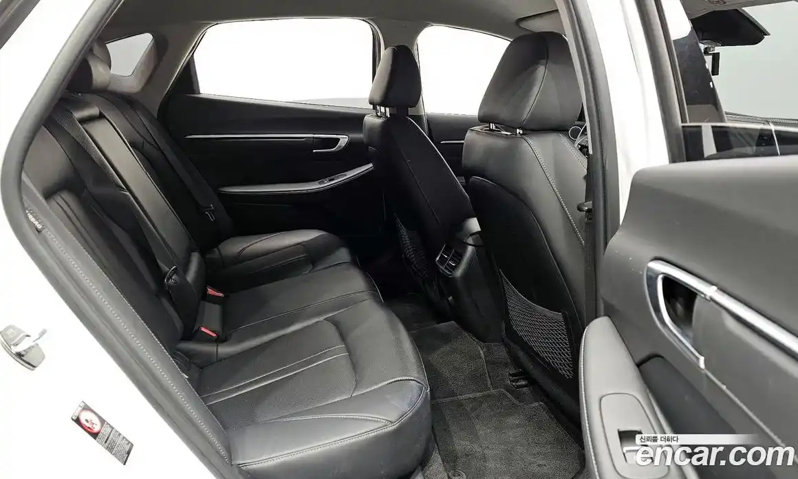 Hyundai Sonata 2022 1.6 Автомат в Москве № 44684, фото 13