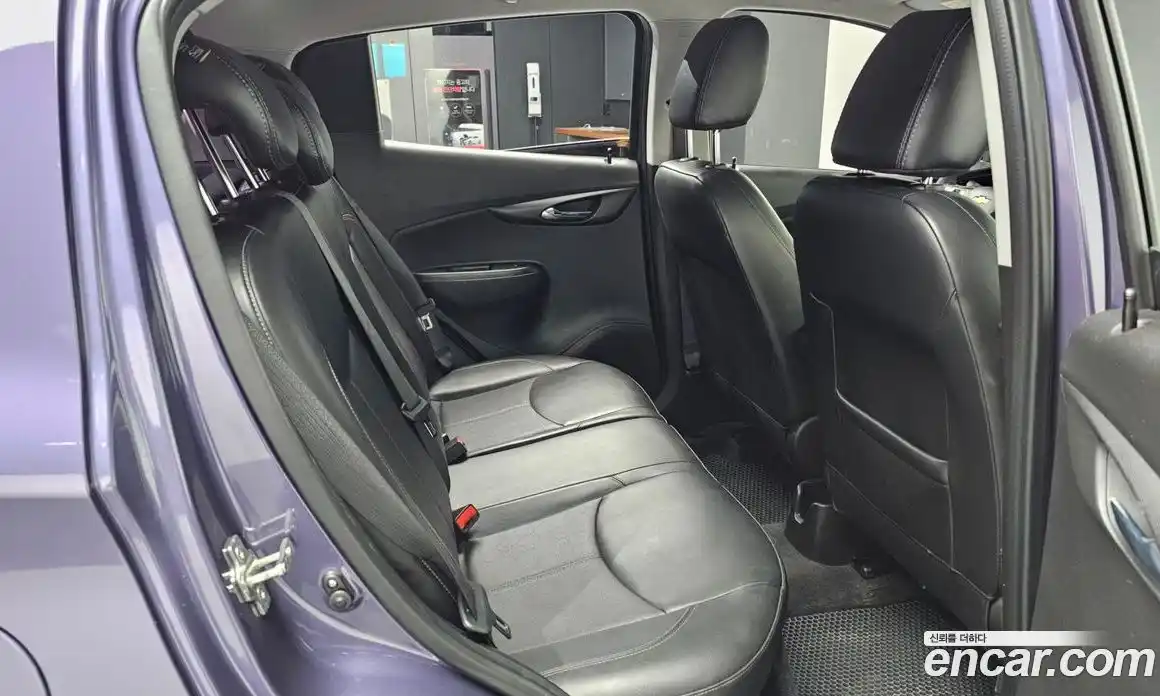 Chevrolet Spark 2016 1.0 Автомат в Москве № 455354, фото 12