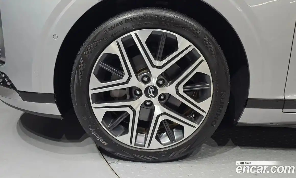 Hyundai Grandeur 2023 2.5 Автомат в Москве № 45589, фото 19