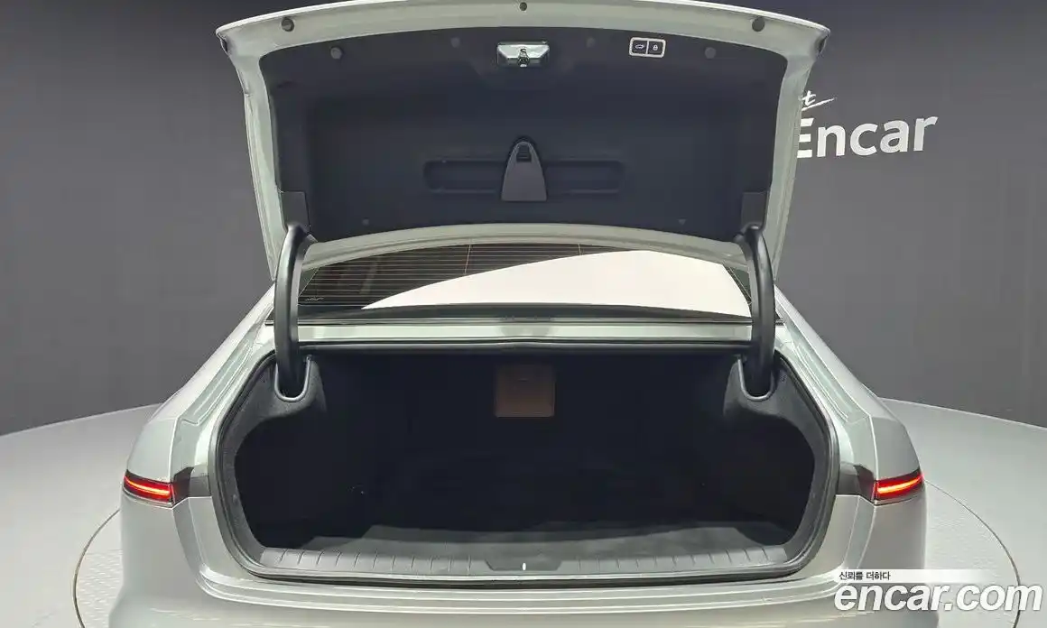 Hyundai Grandeur 2023 2.5 Автомат в Москве № 45589, фото 8