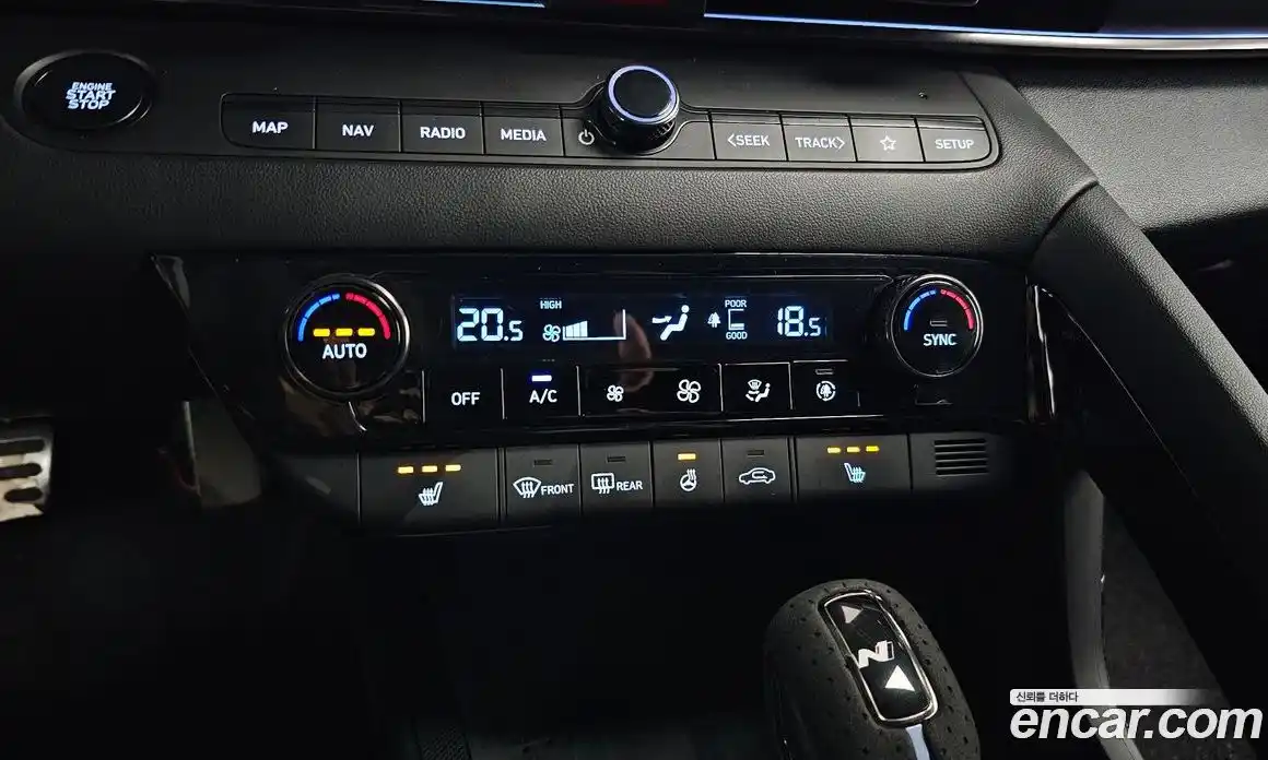 Hyundai Avante 2022 2.0 Автомат в Москве № 45881, фото 17