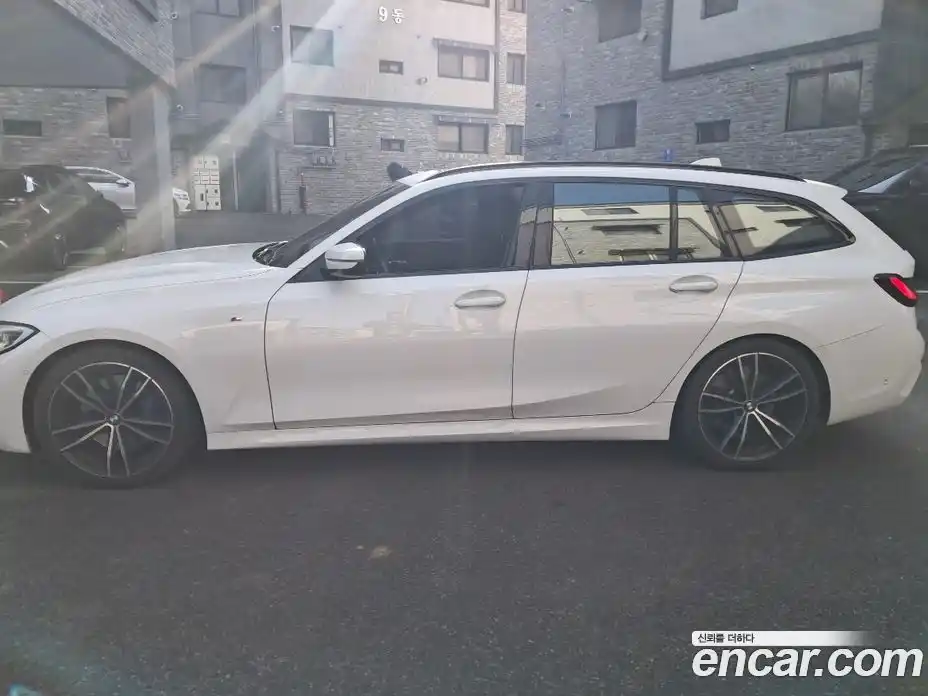 BMW 3-Series 2022 2.0 Автомат в Москве № 464162, фото 6
