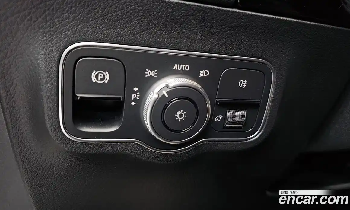 Mercedes-Benz GLA-Class 2025 2.0 Автомат в Москве № 465888, фото 14