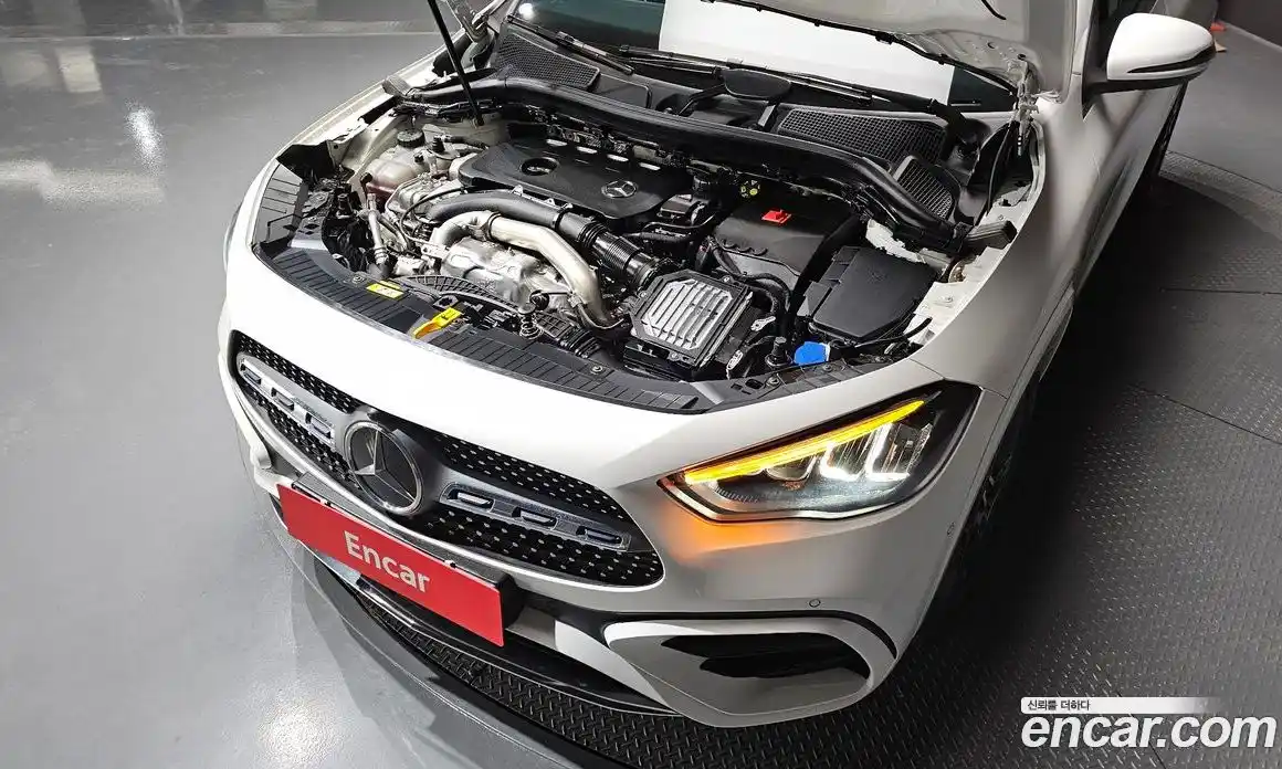 Mercedes-Benz GLA-Class 2025 2.0 Автомат в Москве № 465888, фото 6