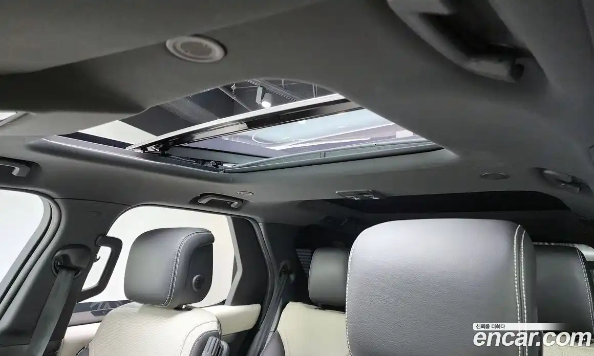 Land Rover Discovery 2022 3.0 Автомат в Москве № 471083, фото 19