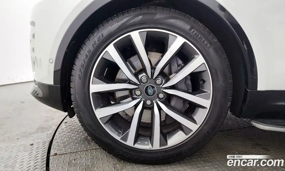 Land Rover Discovery 2022 3.0 Автомат в Москве № 471083, фото 5