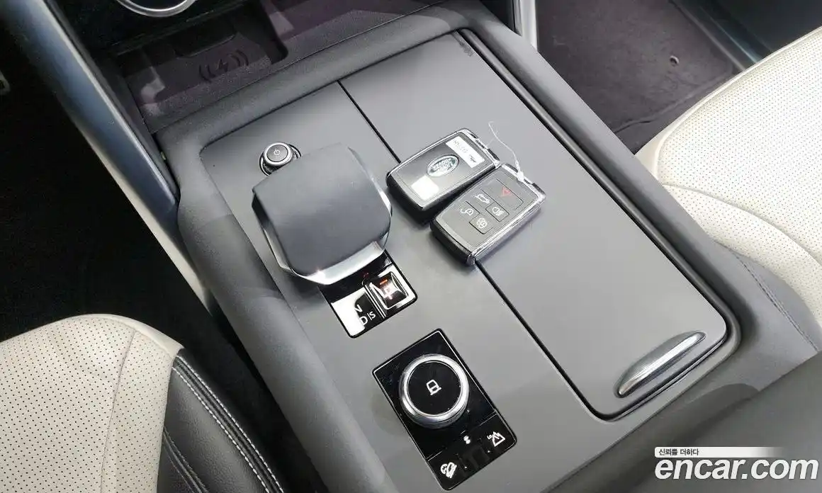 Land Rover Discovery 2022 3.0 Автомат в Москве № 471083, фото 9