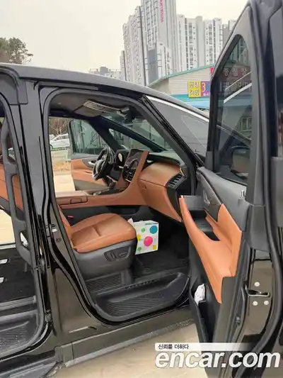 Toyota Alphard 2025 2.5 Автомат в Москве № 473115, миниатюра 7