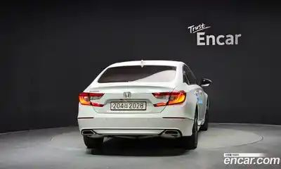 Honda Accord 2022 1.5 Автомат в Москве № 473198, миниатюра 4