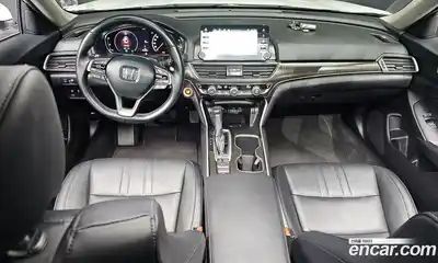 Honda Accord 2022 1.5 Автомат в Москве № 473198, миниатюра 7