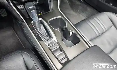 Honda Accord 2022 1.5 Автомат в Москве № 473198, миниатюра 9