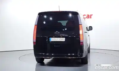 Hyundai Staria 2022 2.2 Автомат в Москве № 50123, миниатюра 3