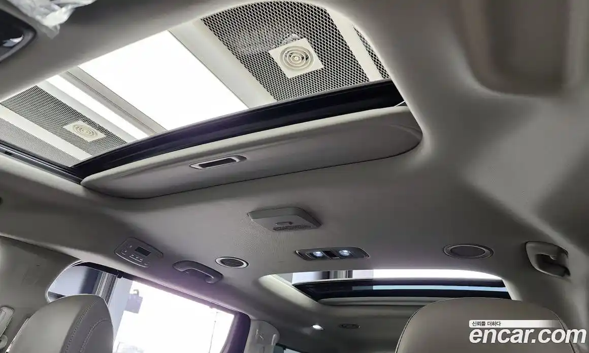 Kia Canival 2025 3.5 Автомат в Москве № 54337, фото 17