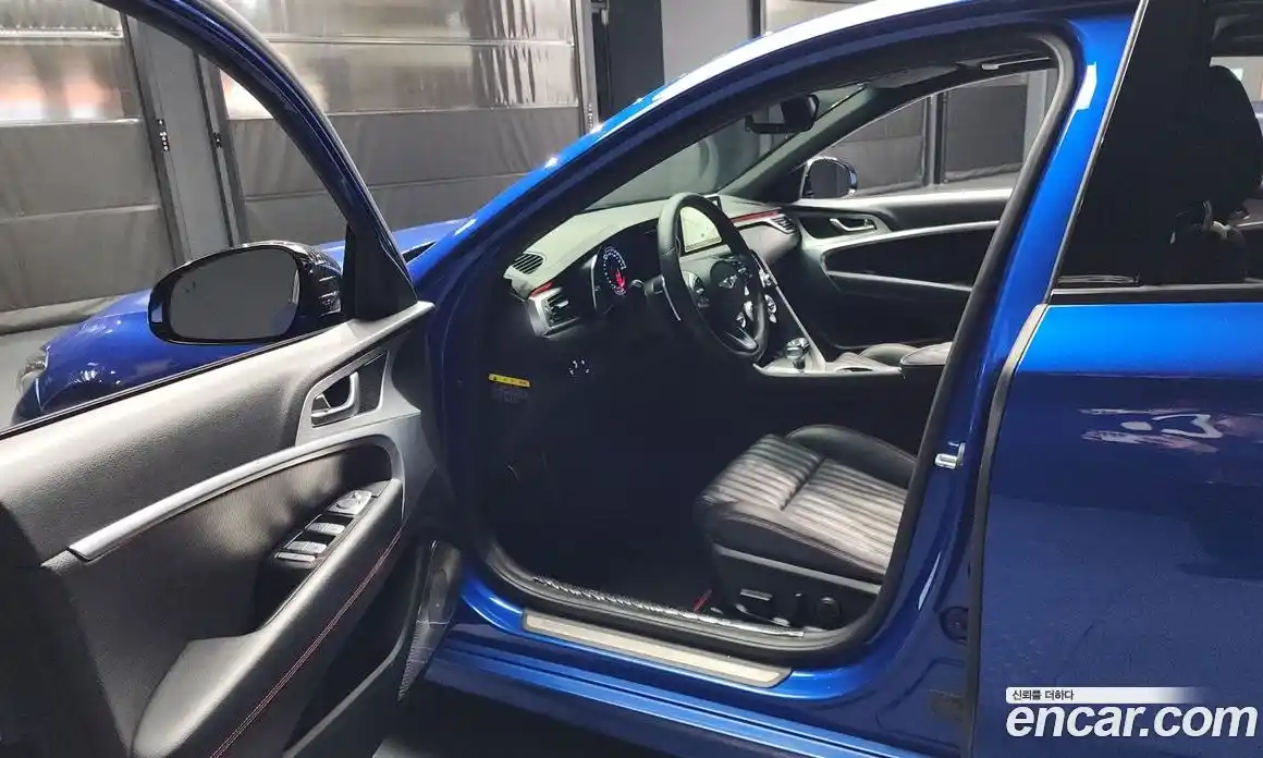 Genesis G70 2018 2.0 Автомат в Москве № 58053, фото 13