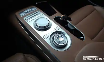 Genesis GV70 2024 2.5 Автомат в Москве № 59088, миниатюра 5