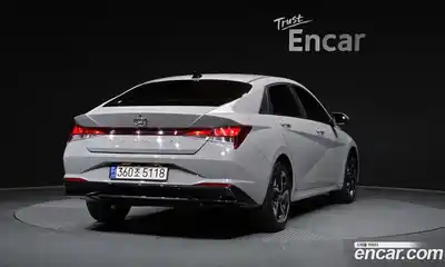 Hyundai Avante 2023 1.6 Автомат в Москве № 6096, миниатюра 2