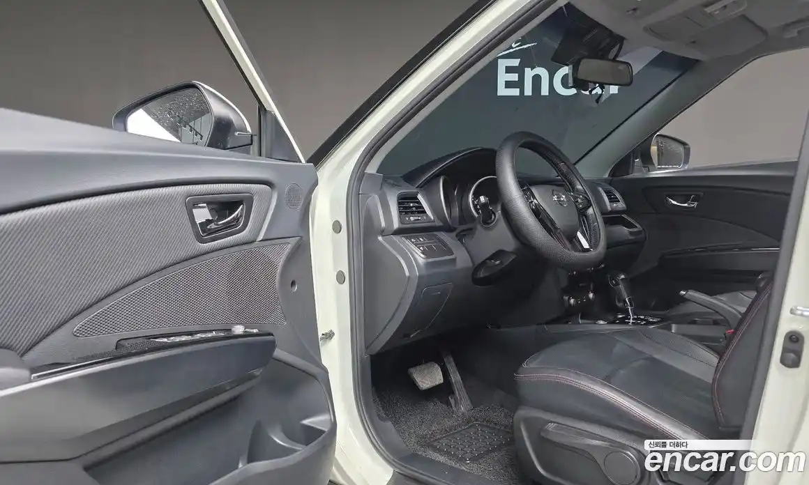 SsangYong TIBOLI 2016 1.6 Автомат в Москве № 68014, фото 5