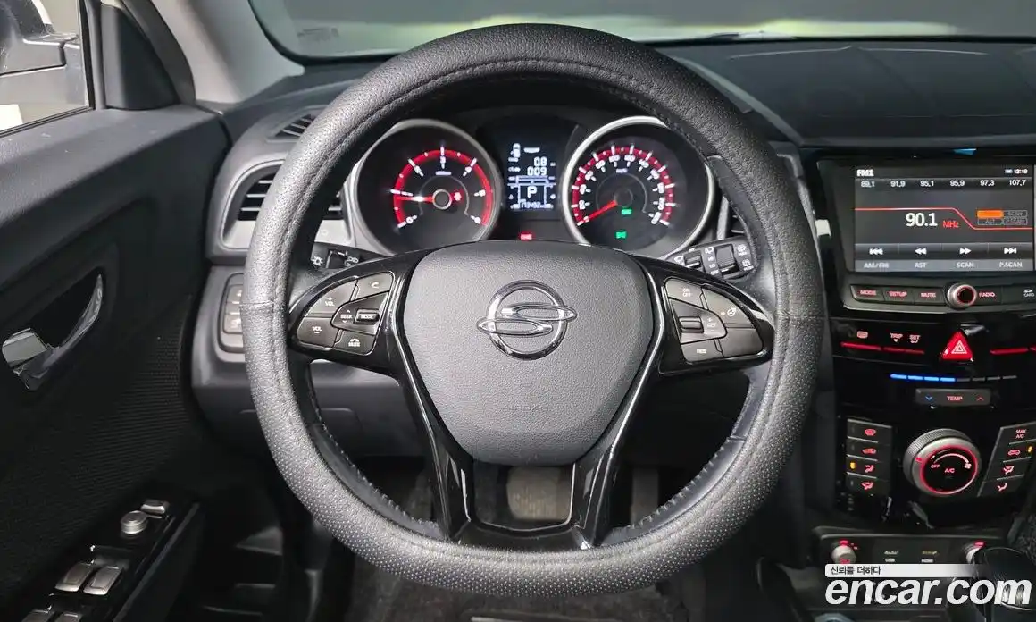 SsangYong TIBOLI 2016 1.6 Автомат в Москве № 68014, фото 10