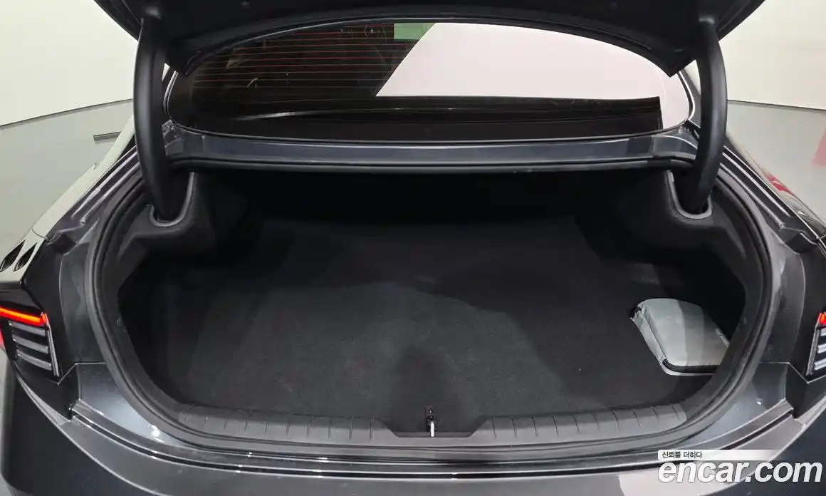 Hyundai Sonata 2024 2.0 Автомат в Москве № 7081, фото 19