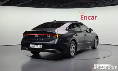 Hyundai Sonata 2024 2.0 Автомат в Москве № 7081, миниатюра 4