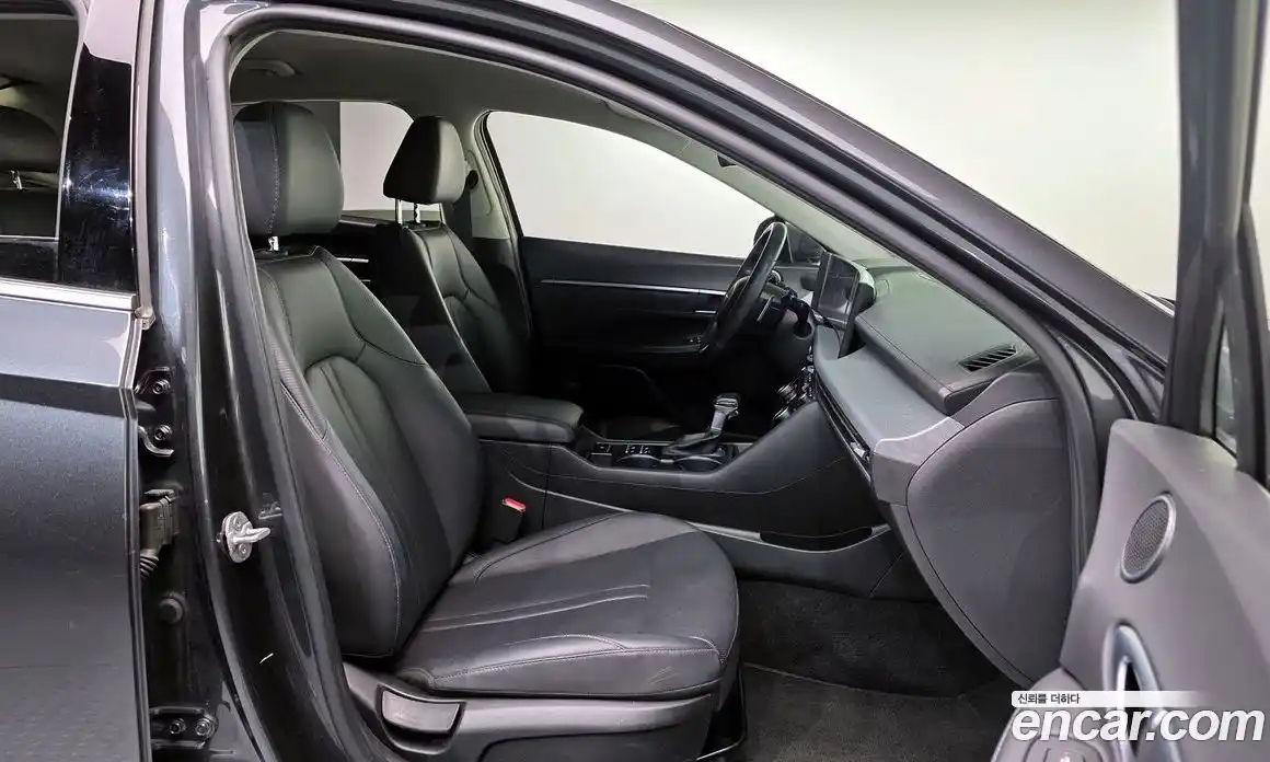 Hyundai Sonata 2024 2.0 Автомат в Москве № 7081, фото 5