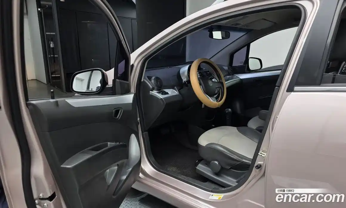 Chevrolet Spark 2012 1.0 Автомат в Москве № 82111, фото 11