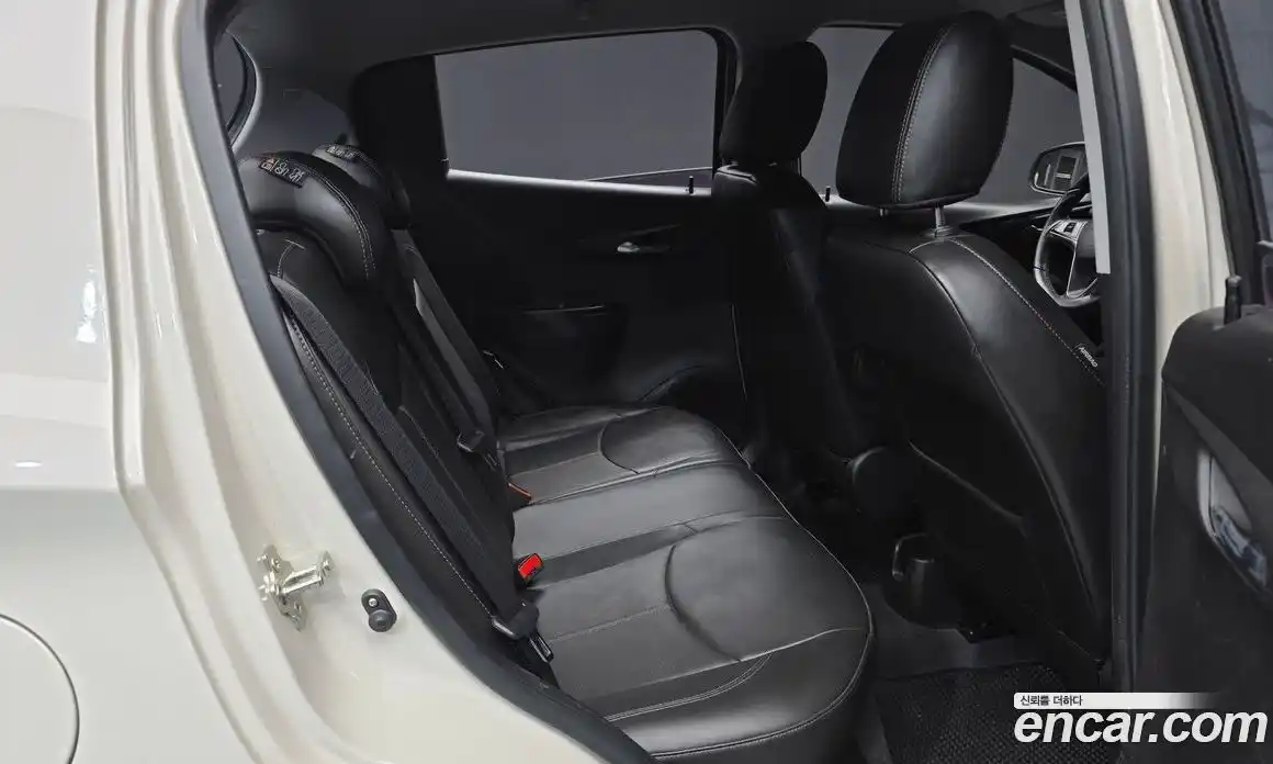 Chevrolet Spark 2016 1.0 Автомат в Москве № 98639, фото 15