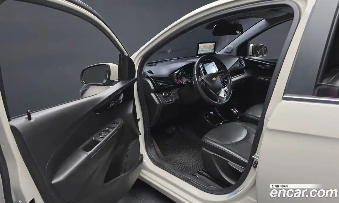 Chevrolet Spark 2016 1.0 Автомат в Москве № 98639, фото 19