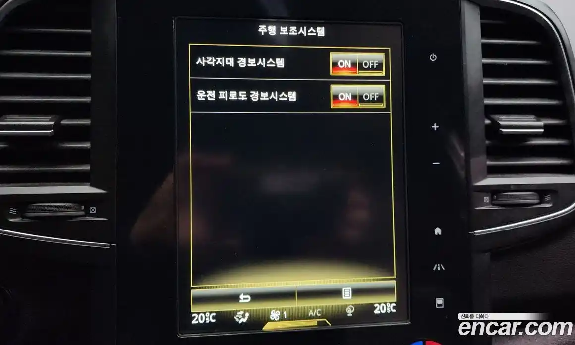 Renault QM6 2022 2.0 Автомат в Москве № 107062, фото 14