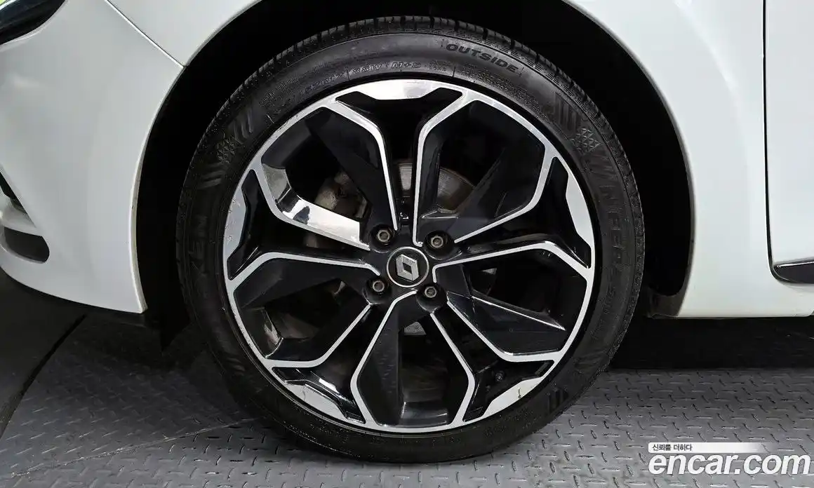 Renault Cilo 2019 1.5 Автомат в Москве № 107203, фото 5