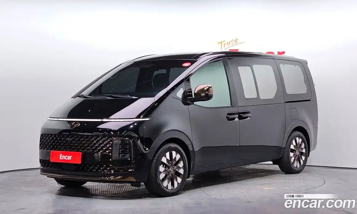 Hyundai Staria 2023 3.5 Автомат в Москве № 107616, фото 17