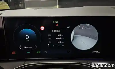 Hyundai Santa Fe 2024 1.6 Автомат в Москве № 108994, миниатюра 10