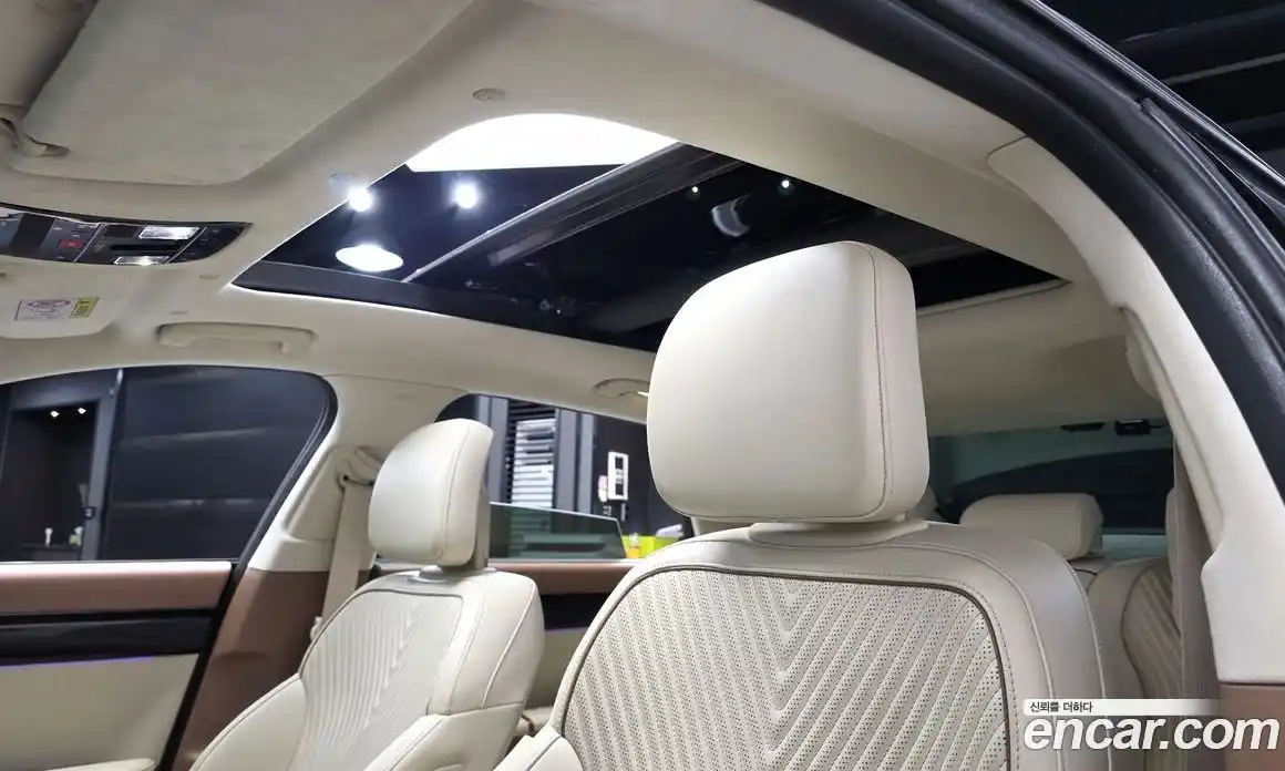 Hyundai Grandeur 2023 2.5 Автомат в Москве № 110103, фото 17