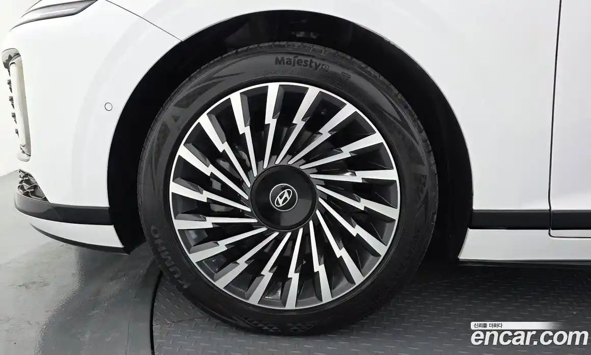 Hyundai Grandeur 2023 2.5 Автомат в Москве № 110103, фото 5